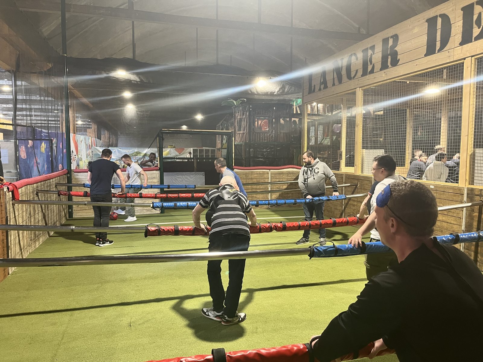 Partie de Babyfoot Humain lors d'un EVG chez Team Square